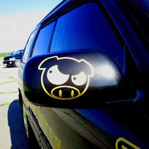 Стикер Злой Свин Наклейка на авто Брест