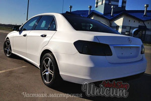 Полностью в пленке (белый карбон) / крыша в пленке (черный карбон) Брест