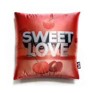 Сувенирная подушка подарок на 14 февраля Брест